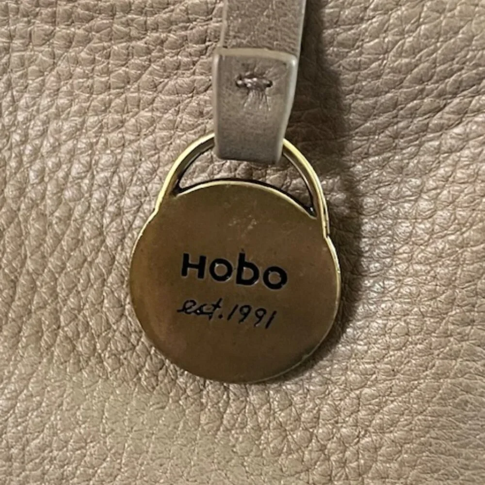 HOBO Shoulderbag - Picture 7 of 9